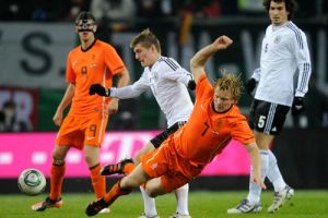 كلوزه يقود المانيا الى الحاق خسارة مذلة بهولندا 