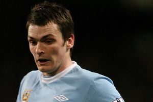 آدم جونسون يوقع عقدا جديدا مع سيتي بضعف راتبه الحالي