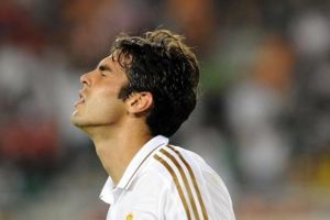 كاكا يغيب عن مواجهة ريال مدريد وفالنسيا 