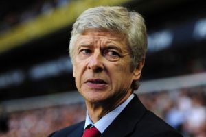 فينغر يعترف بأنه يشعر بالألم لرحيل نصري وفابريغاس