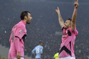 يوفنتوس يهزم لاتسيو ويستعيد الصدارة