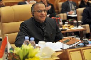 الهند لا تتوقع مشاكل في استيراد النفط من إيران رغم عقوبات