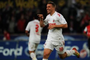 بودولسكي ينقذ كولن من الهزيمة في الدوري الألماني