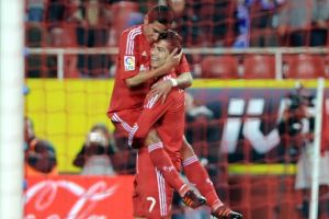 ثلاثية رونالدو تقود ريال مدريد للانفراد بالقمة في الدوري الاسباني 