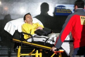 فيا يجري جراحة بساقه ويغيب لمدة 5 شهور