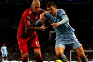 مانشستر سيتي يتخطى ليفربول بثلاثية في الدوري الإنجليزي