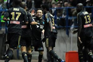 مرسيليا إلى نصف النهائي 