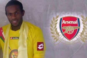 المدافع العماني سهيل يصل إنجلترا للاختبار في صفوف أرسنال