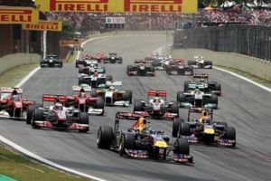 فورس إينديا وفيراري وريد بول سيكشفون عن سياراتهم 