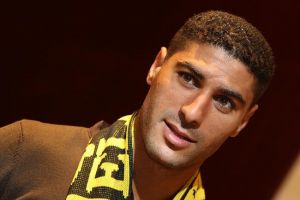 إيقاف المغربي يوسف سفري 5 مباريات