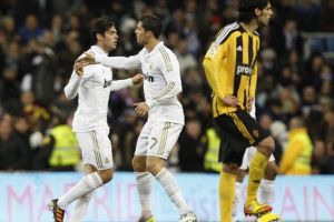 ريال مدريد يحبط مخطط سرقسطة وبرشلونة يسقط في كمين فياريال