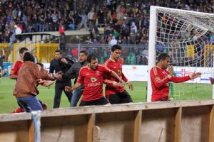 4 لاعبين من الأهلي يعلنون اعتزالهم