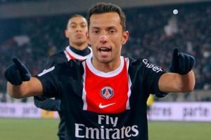 نيني يتألق وباريس سان جيرمان يواصل تصدره للدوري الفرنسي