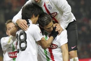 يوفنتوس يسقط ميلان في عقر داره بكأس إيطاليا