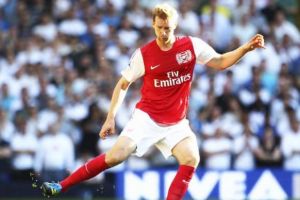 ميرتساكر يتعرض لإصابة قبل مواجهة فرنسا 