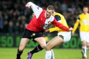 فينورد يتعثر أمام فالفيك في هولندا