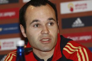 انييستا 'الجميع مقتنع بأن جوارديولا سيبقى مع برشلونة'