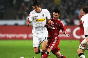 بطولة المانيا: مونشنغلادباخ يفشل في اللحاق بدورتموند 