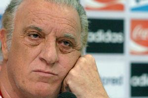 باسيلي لم يصل للتوليفة المناسبة عقب خسارة ريسنج كلوب