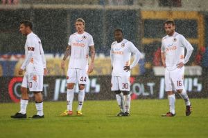 روما ولاتسيو يسعيان لنسيان المشاكل قبل قمتهما بدوري ايطاليا 