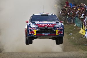 لوب على بعد 70 كيلومتراً من الفوز برالي المكسيك