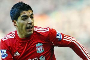 سواريز يرحب بالانتقال إلى سان جيرمان