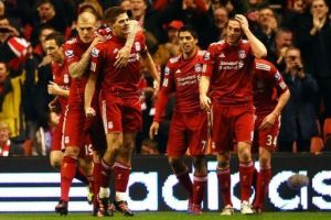 ثلاثية جيرارد تقود ليفربول للفوز في مباراة قمة