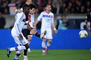 ليون يسقط سان جرمان في عقر داره ويبلغ نصف نهائي كأس فرنسا