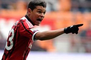 الإصابة تحرم ميلان من جهود البرازيلي سيلفا أمام برشلونة