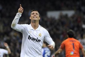 لاعبو ريال مدريد يلتزمون الصمت الإعلامي مجددا