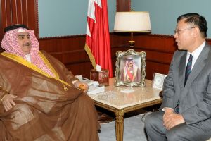 وزير الخارجية يبحث مع السفير الياباني اخر المستجدات