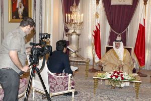 الملك في مقابلة مع التلفزيون الياباني: لن نسمح لجهة واحدة أن تحكم الباقي وهذه هي قناعتنا 