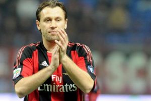 كاسانو: تلقيت اتصالا هاتفيا من انييستا للاطمئنان علي 