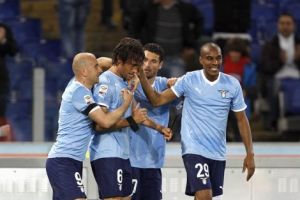 لاتسيو يهزم نابولي في 'الكالشيو'