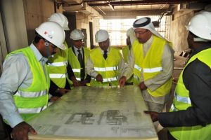 وزير الأشغال يوجه لتنفيذ مبنى 'التسجيل العقاري' بجودة عالية