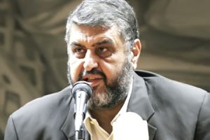 محكمة مصرية تتنحى عن نظر قضية تطالب بمنع الشاطر من الترشح للرئاسة 