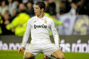 رونالدو يحطم رقمه القياسي في التهديف بالدوري الاسباني