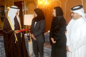 رئيس الوزراء يؤكد استمرار الحكومة في تطوير الكوادر الصحية المتخصصة لتحقيق استراتيجيتها الطبية والعلاجية 