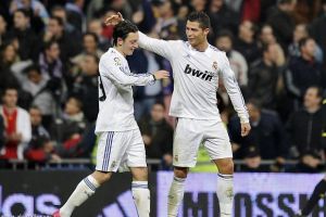 الشرطة الألمانية تحقق في اختفاء أحذية رونالدو وأوزيل