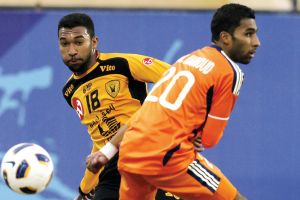 القادسية يحلق في صدارة الدوري الكويتي