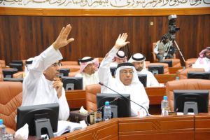 النواب يوافقون على تأجيل حسم قرض طيران الخليج أسبوعين