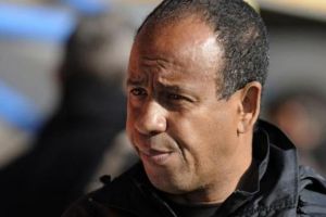 شنغهاي يقيل مدربه الفرنسي تيغانا