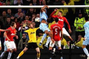 سيتي ينتزع الصدارة من يونايتد بعد قمَّة باهتة  