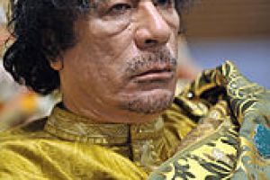 طرابلس تصدر قانونا يجرم 'تمجيد' القذافي وتسمح بالاحزاب الدينية 