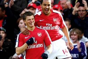 ارسنال يتعادل مع نوريتش 3-3 رغم ثنائية فان بيرسي في دوري انجلترا 