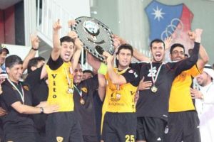 القادسية يتوج بلقبه الخامس عشر في الدوري الكويتي