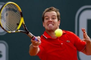 جاسكيه يتأهل لنهائي بطولة اشتوريل للتنس 