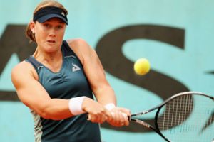 الاسترالية ستوسور تصعد للدور الرابع في بطولة مدريد للتنس 