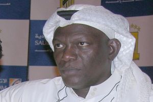 وعكة صحية تبقي مدير كرة السلة بالإتحاد السعودي في البحرين