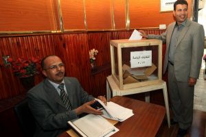ليبيا تمدد موعد تسجيل الناخبين وسط دعوات للمقاطعة